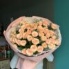Нежный монобукет из кустовых роз