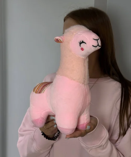 Мягкая игрушка Веселая розовая лама