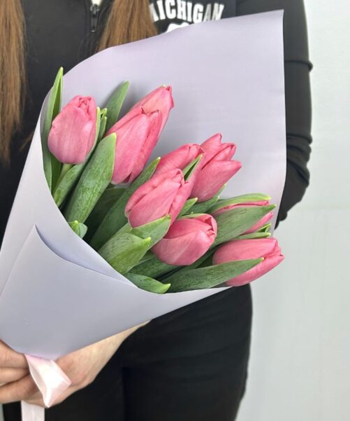 Букет из 9 розовых тюльпанов