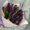 Букет из 21 фиолетового тюльпана