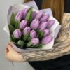 Букет из 15 нежно-сиреневых тюльпанов